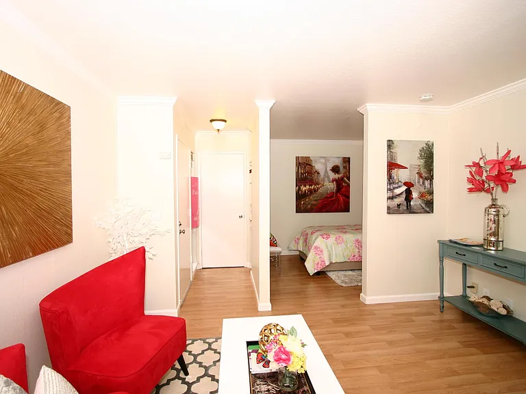 954 Kiely Blvd #B — Photo 5