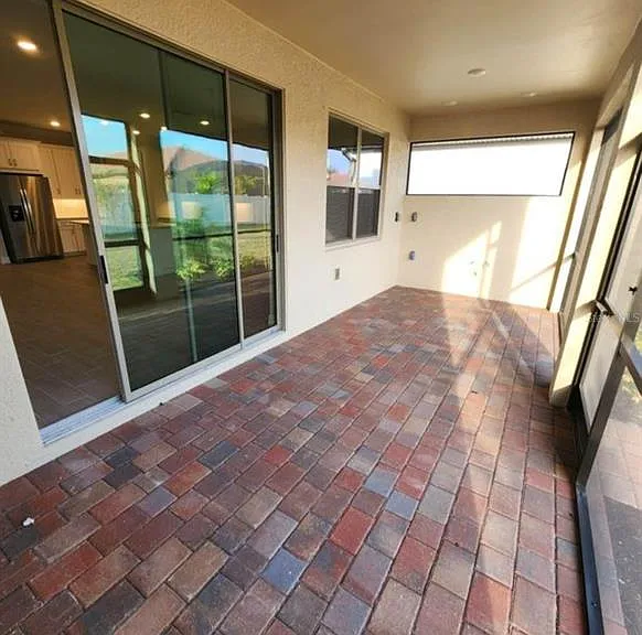 333 Villoresi Blvd — Photo 22