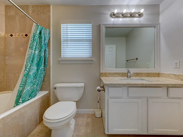 1118 Wilson St — Photo 21
