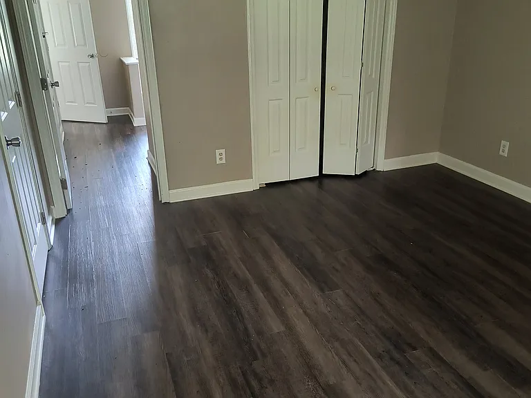 245 Guinevere Ct — Photo 14