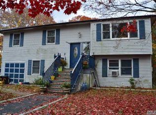 474 Furrows Rd, Holbrook, NY 11741