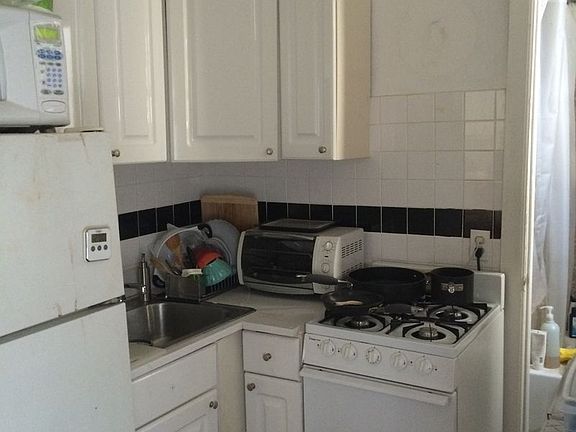 2nd image of 58 E 1st St APT 7F