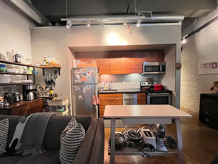415 Oliver Hill Way #2I — Photo 10