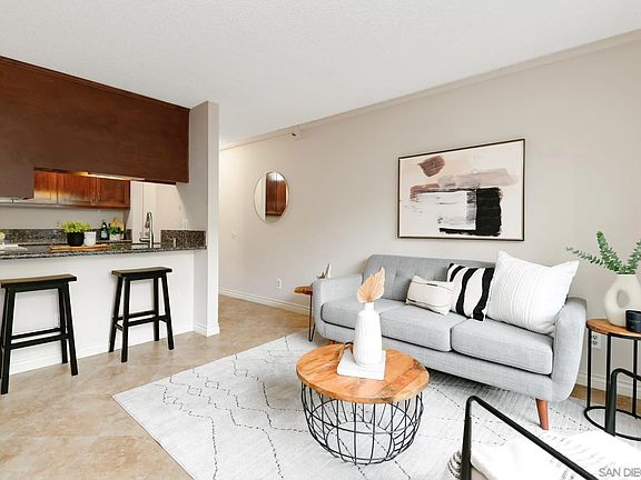 5th image of 7508 Parkway Dr Unit 102