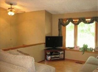 300 Oregon Trl, Lincoln, NE 68521