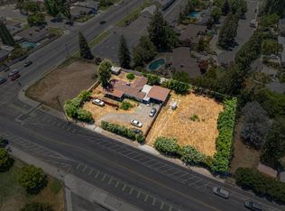 4627 N Maple Ave, Fresno, CA 93726