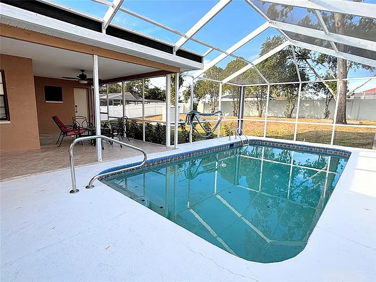 1503 Overland Dr — Photo 18