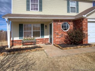 1114 W 21st St, Claremore, OK 74017