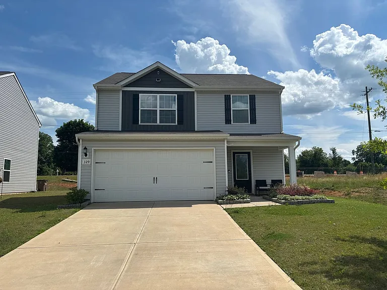329 Aniston Ln — Photo 1