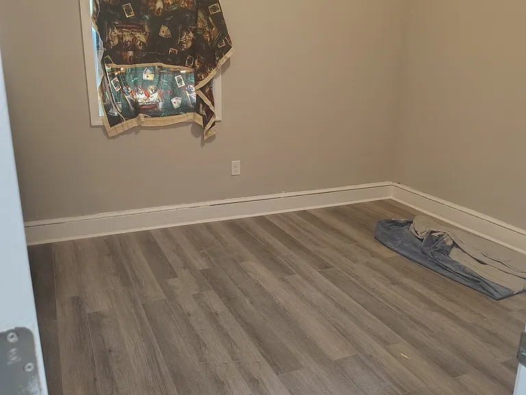 212 Farmer St — Photo 8