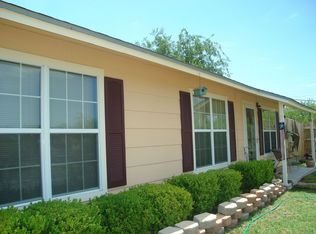721 N Adams St, San Angelo, TX 76901