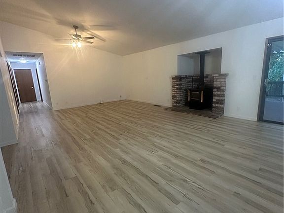 3rd image of 20410 W Walnut Dr