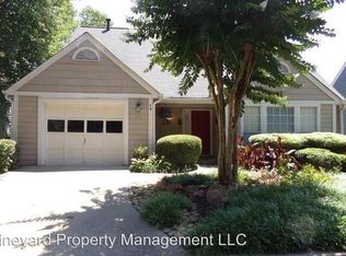 40 Mill Pond Rd, Roswell, GA 30076