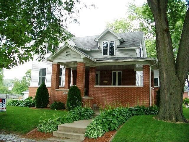 1st image of 927 N Kellogg St