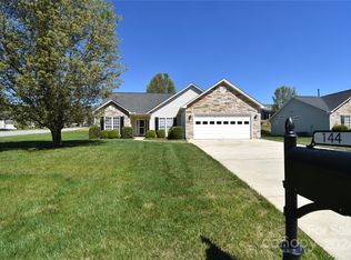 144 Morning Mist Rd, Fletcher, NC 28732