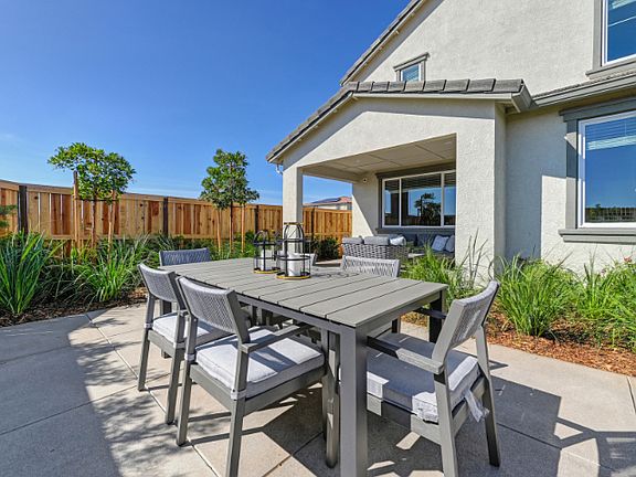 Eastwood Plan 5 Exterior