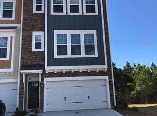 1053 Islip Pl, Durham, NC 27703