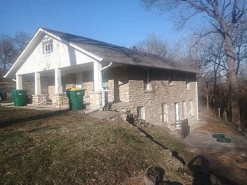 3401 N 47th St Photo 1