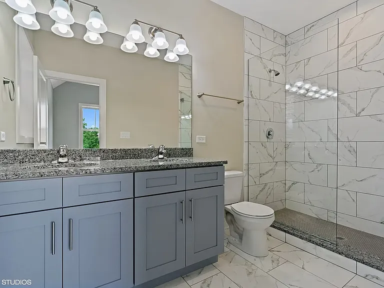 6439 S Minerva Ave #2 — Photo 7