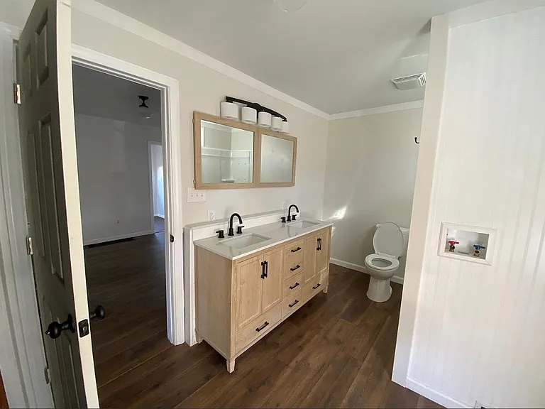 58 Hudson Ave #1 — Photo 12