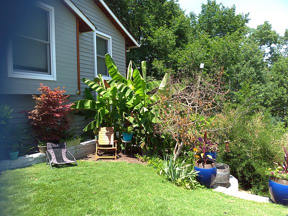 5th image of 9901 Chiles Ct
