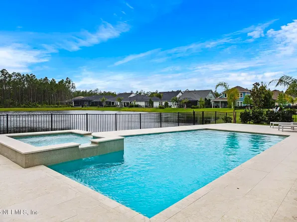 71 CONSTITUTION Drive, Ponte Vedra, FL 32081