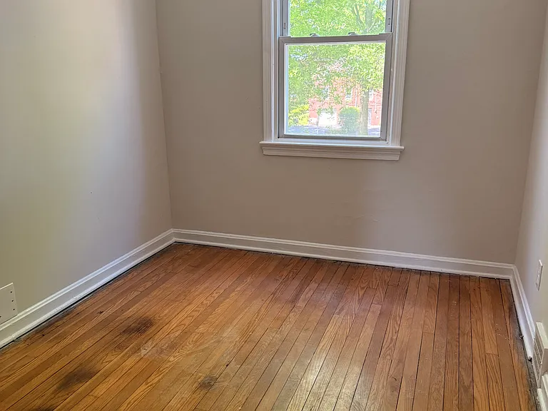 4042 Northfield Rd — Photo 6