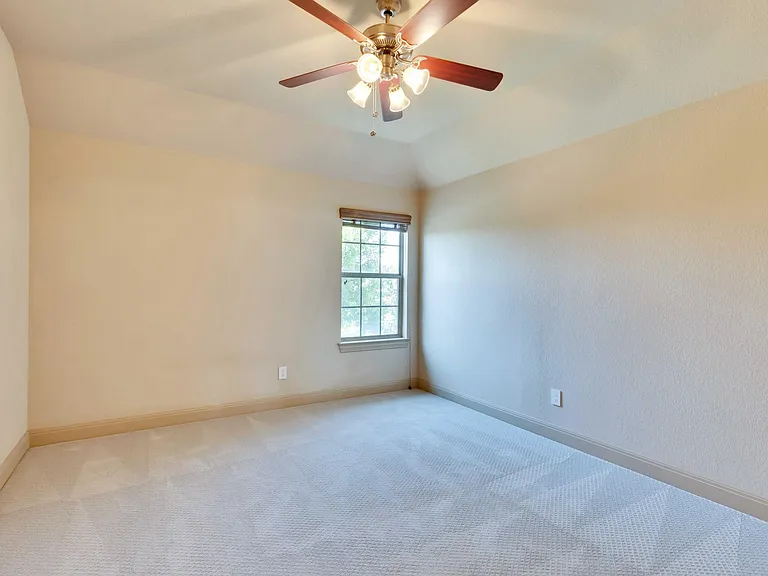 2500 Speidel Dr — Photo 45