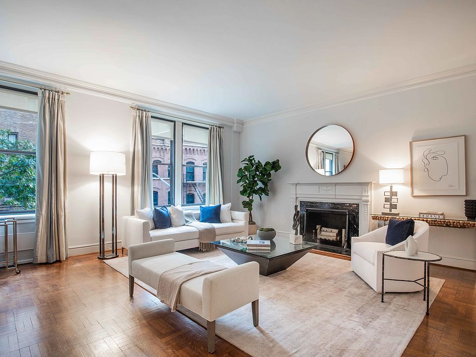 1st image of 993 Park Ave APT 2E