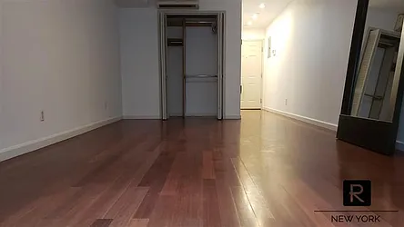 Rented by R New York