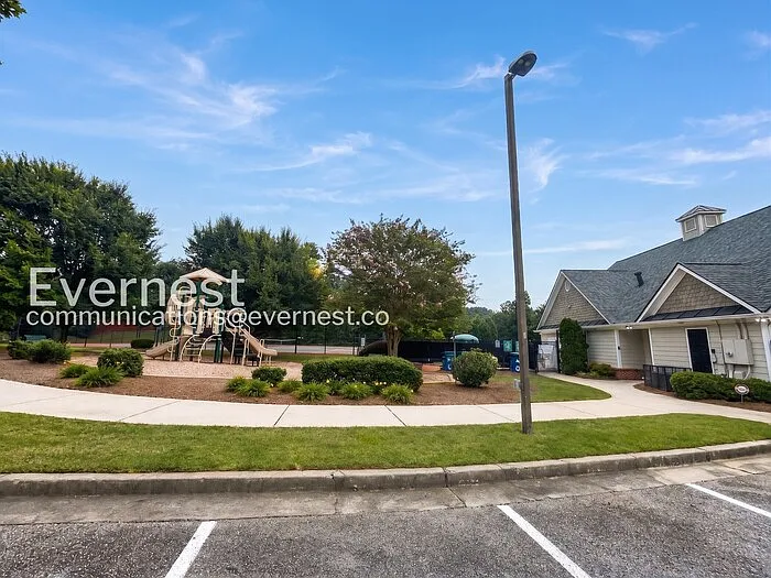 6621 Waterton Ave SW — Photo 18