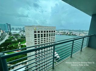 335 Biscayne Blvd #3800, Miami, FL 33131