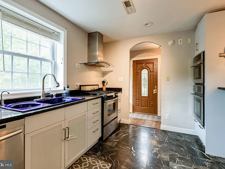 2965 Sycamore St — Photo 12