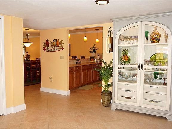 5th image of 3230 Southshore Dr APT 32C