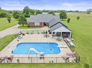 181 Hickory Grove Rd, Huntland, TN 37345