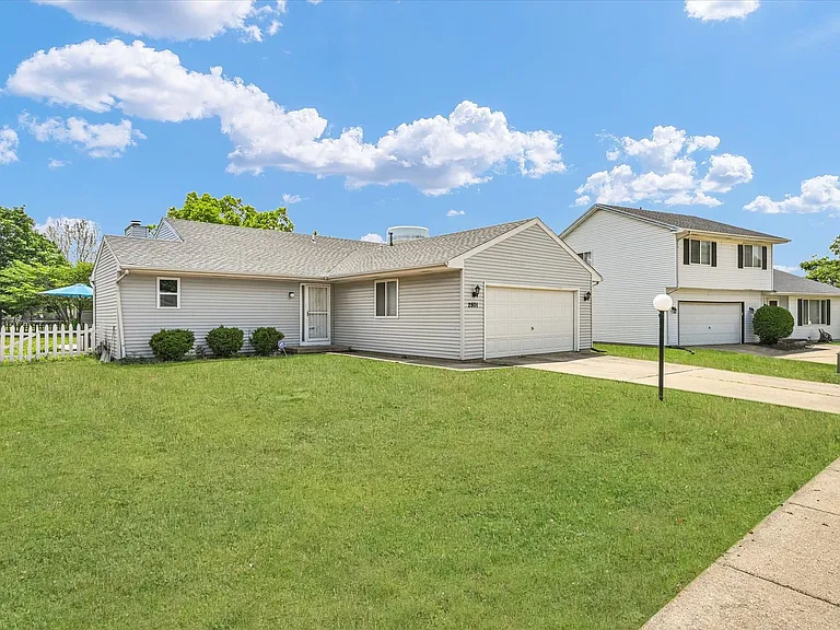 2801 Rachel Rd — Photo 2