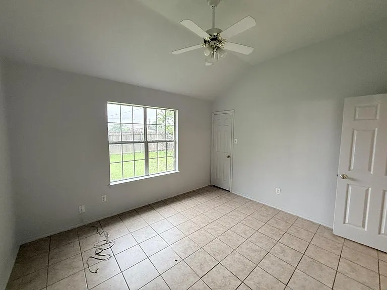 3708 Gus Dr #B — Photo 19