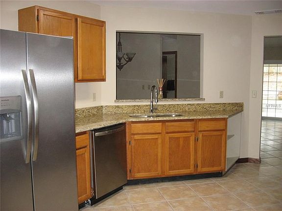 2nd image of 1578 Deerfield Ave