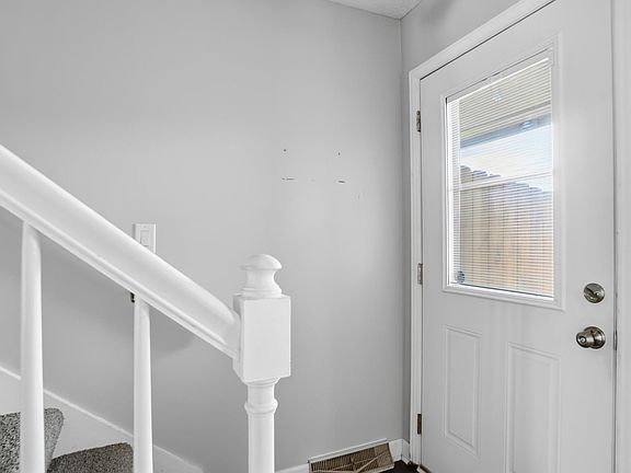 3rd image of 6632 Quail Ridge Ln