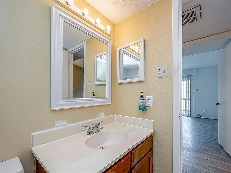 10555 Turtlewood Ct #1109 — Photo 25