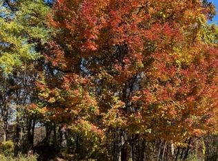 9 Pineview Ln, Boonton, NJ 07005