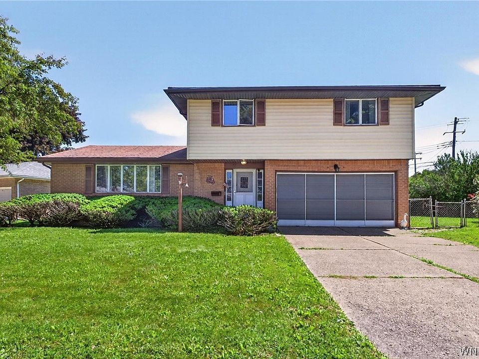 1st image of 8 Southgate Dr