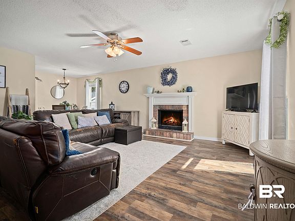 5th image of 8760 Whittington Dr