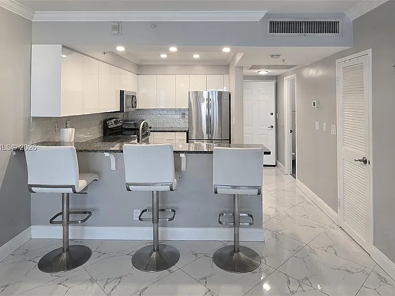 2501 S Ocean Dr #503 — Photo 6