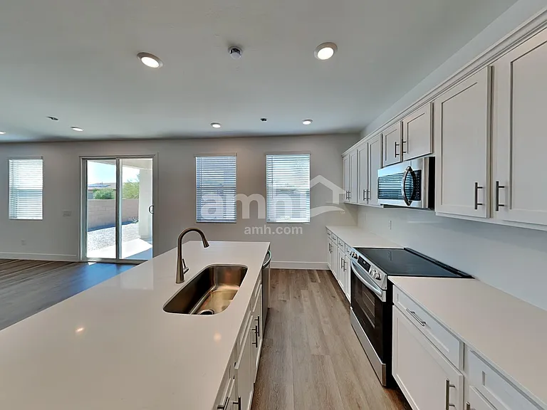 9559 E Friedel Dr — Photo 4
