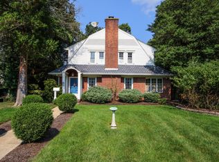 8 Garden Rd, Little Silver, NJ 07739