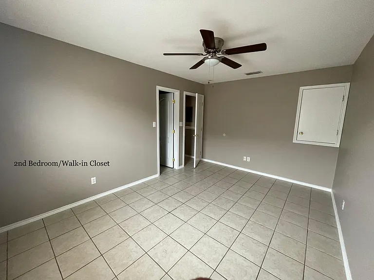717 Sonesta Dr #C — Photo 12