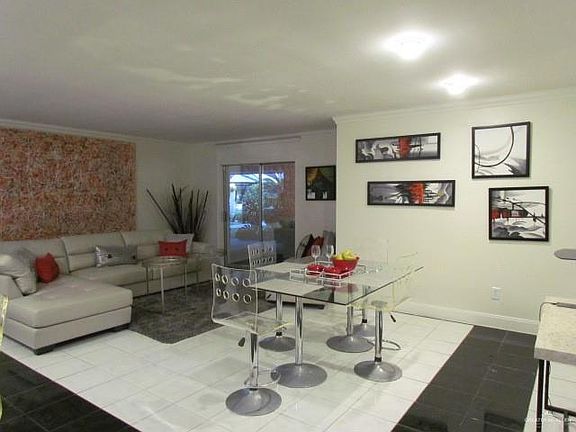 3rd image of 100 E Yuma Ave APT 34