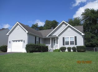 543 Edwardian Ln, Waynesboro, VA 22980