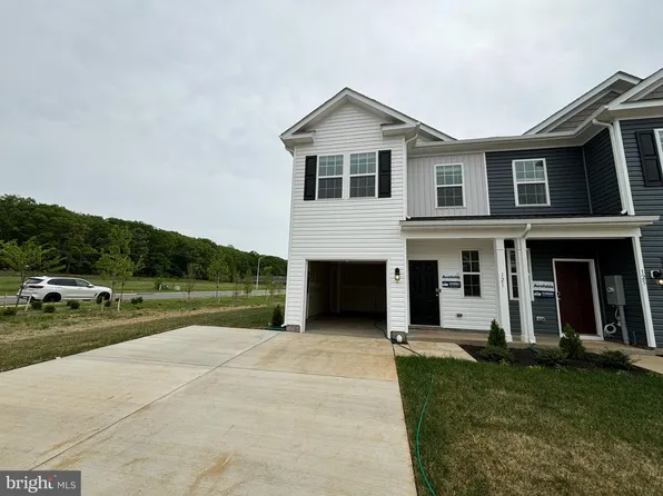 121 Caterpillar Dr, Luray, VA 22835
